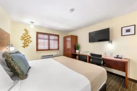 Ellis Island Casino & Brewery - 27