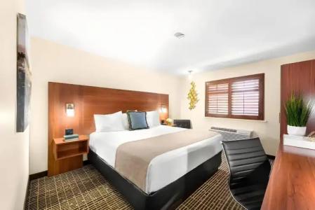 Ellis Island Casino & Brewery - 23