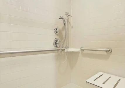 Ellis Island Casino & Brewery - 8