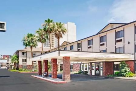 Ellis Island Casino & Brewery - 0