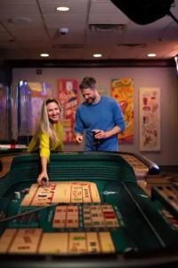 Ellis Island Casino & Brewery - 18