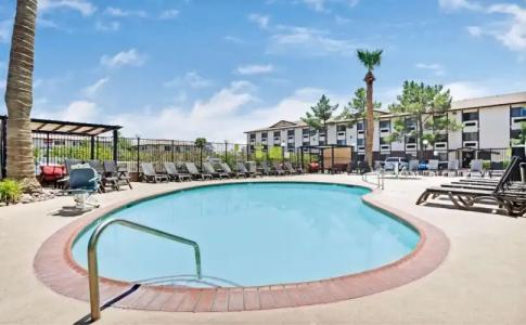 Ellis Island Casino & Brewery - 15