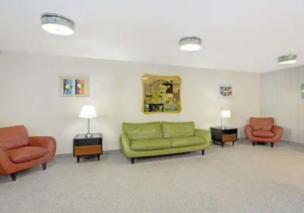 Ellis Island Casino & Brewery - 13