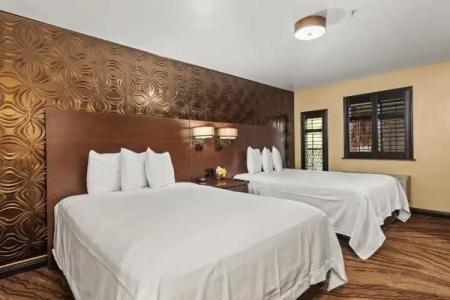 Ellis Island Casino & Brewery - 30