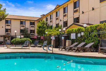 Ellis Island Casino & Brewery - 36