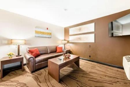 Ellis Island Casino & Brewery - 4