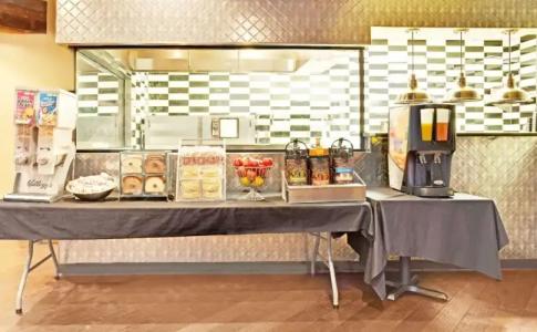 Ellis Island Casino & Brewery - 11