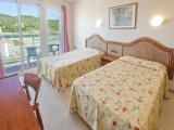 Standard Triple room with balcony