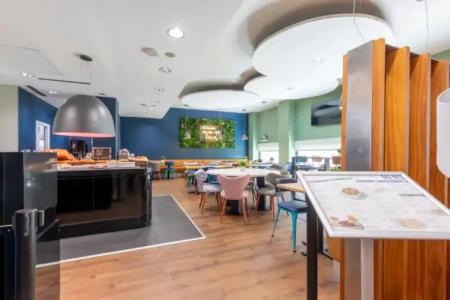 Travelodge Málaga Airport - 19