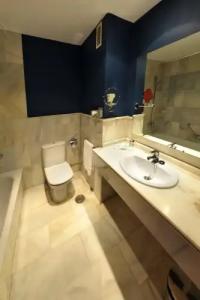 Atarazanas Málaga Boutique - 41