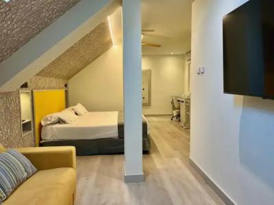 Atarazanas Málaga Boutique - 56