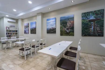 Atarazanas Málaga Boutique - 32