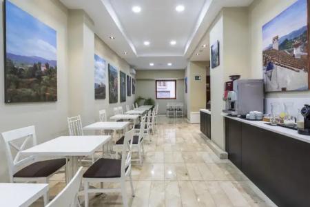 Atarazanas Málaga Boutique - 31