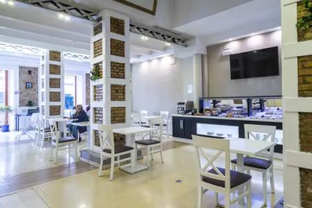 Atarazanas Málaga Boutique - 35