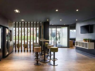 Ibis Budget Málaga Aeropuerto Avenida de Velazquez - 11