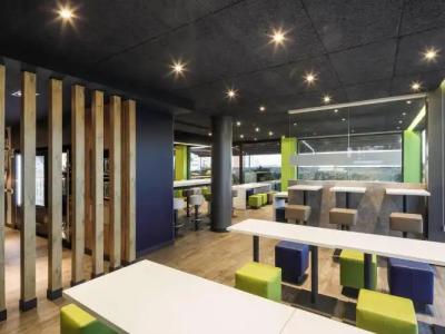 Ibis Budget Málaga Aeropuerto Avenida de Velazquez - 10