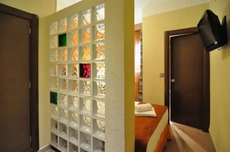 Hostal Ballesta - 136