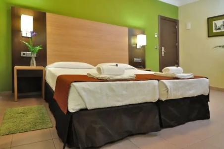 Hostal Ballesta - 126