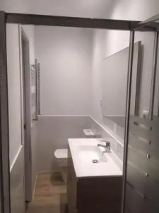 Hostal Goyal Pizarro - 123