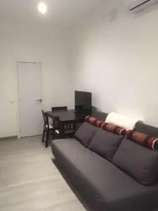 Hostal Goyal Pizarro - 98