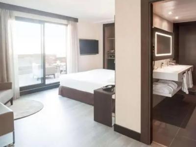 Novotel Madrid Center - 10