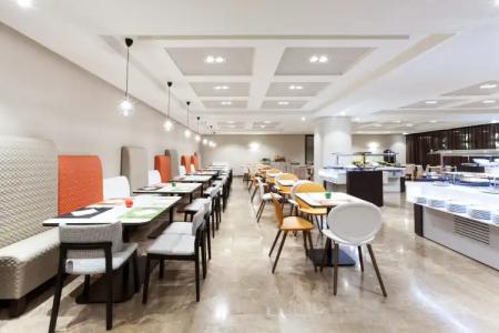 Novotel Madrid Center - 21