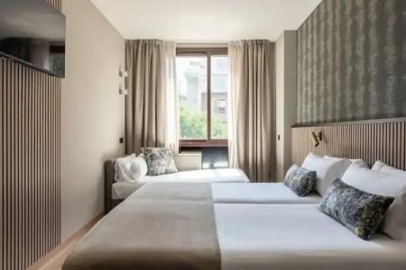 Rafaelhoteles Piramides - 136