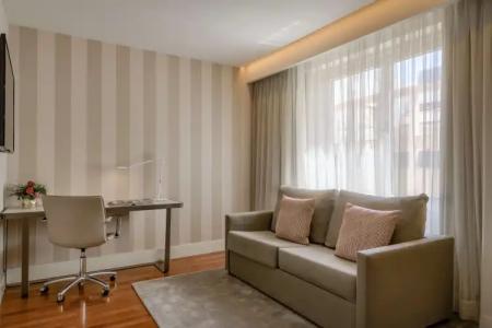 NH Collection Madrid Colón - 74
