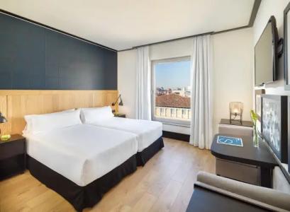 H10 Puerta de Alcalá - 10
