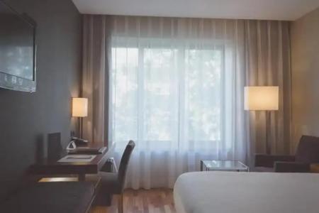 AC Aitana by Marriott - 35