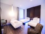 Triple room