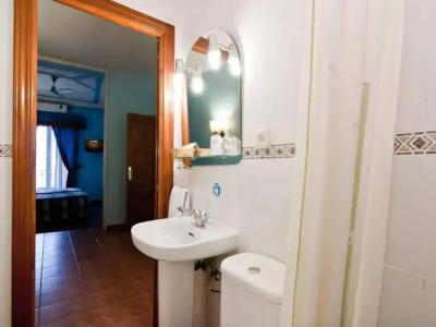 Hostal Oporto - 15