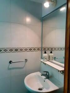 Hostal Oporto - 31
