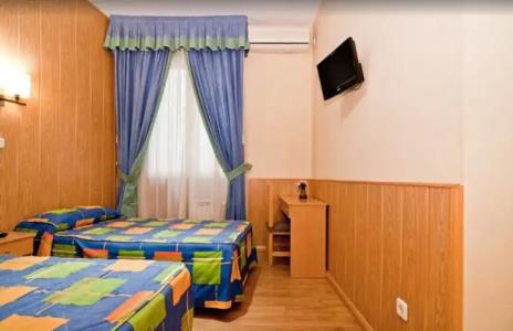 Hostal Oporto - 4