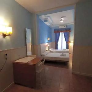 Hostal Oporto - 26