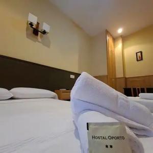 Hostal Oporto - 23