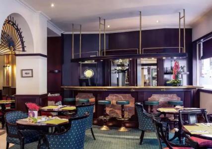 Motel One Madrid-Plaza de España - 21