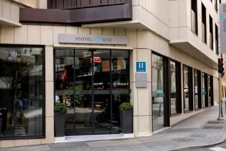 Motel One Madrid-Plaza de España - 35