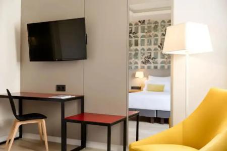 Motel One Madrid-Plaza de España - 44
