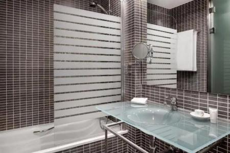 AC Recoletos by Marriott - 32