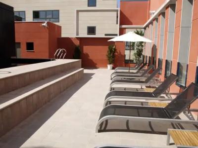 Eco Alcalá Suites - 19