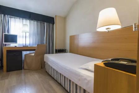 Infanta Mercedes - 4