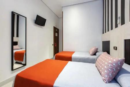 Hostal Castilla I Atocha - 4