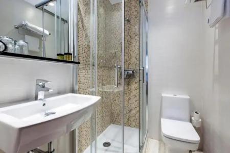 Hostal Castilla I Atocha - 16