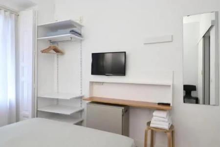 Hostal La Zona - 97