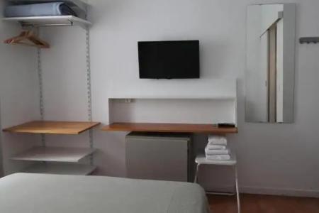 Hostal La Zona - 91