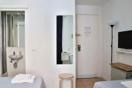 Hostal La Zona - 45