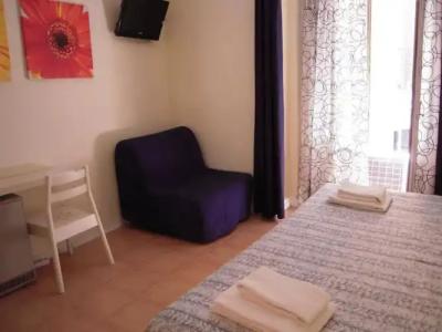 Hostal La Zona - 1
