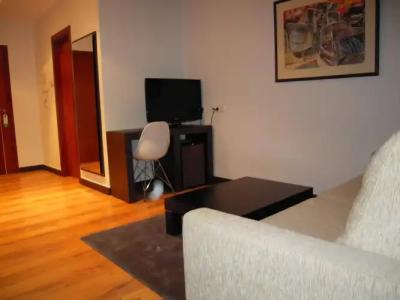 Méndez Núñez - 16