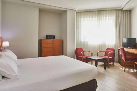 Silken Luis de León - 4